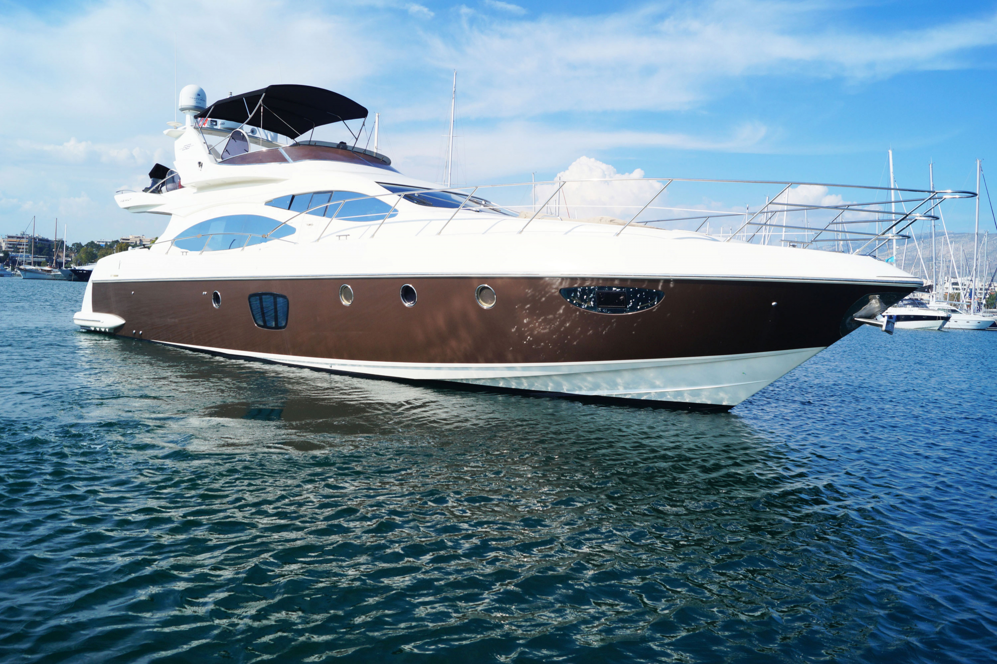 M/Y CHILL OUT ii, Azimut 68 Fly